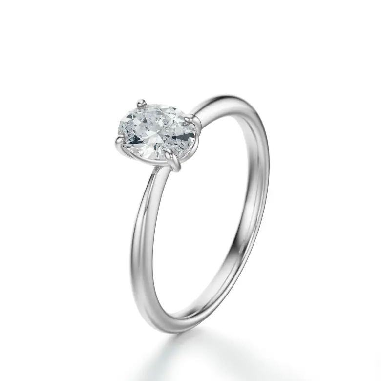 Pierścionek z owalnym diamentem z białego złota SBPZ_034